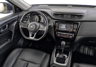 Подержанный автомобиль Nissan X-Trail 2019 года (29 фото)