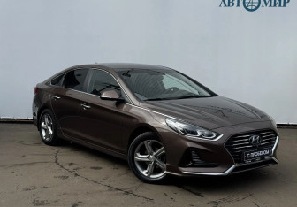 Подержанный автомобиль Hyundai Sonata 2017 года (3 фото)