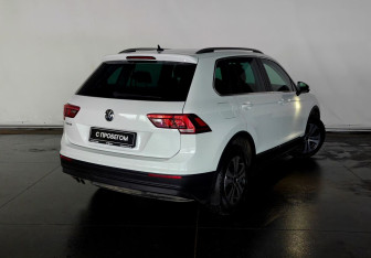 Подержанный автомобиль Volkswagen Tiguan 2018 года (5 фото)