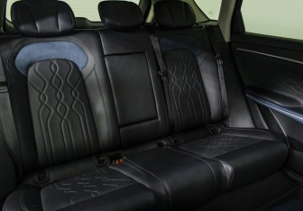 Подержанный автомобиль Voyah Free 2023 года (11 фото)