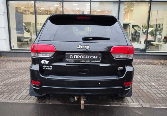 Подержанный автомобиль Jeep Grand Cherokee 2013 года (7 фото)