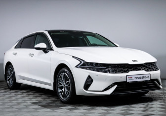 Подержанный автомобиль Kia K5 2021 года (3 фото)