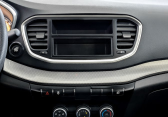 Подержанный автомобиль LADA (ВАЗ) Vesta Sedan 2024 года (15 фото)