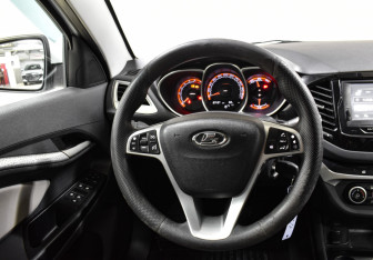 Подержанный автомобиль LADA (ВАЗ) Vesta Wagon 2018 года (13 фото)