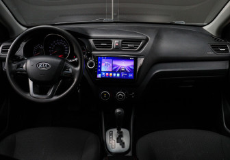 Подержанный автомобиль Kia Rio Sedan 2012 года (9 фото)