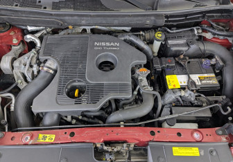 Подержанный автомобиль Nissan Juke 2013 года (11 фото)