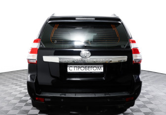 Подержанный автомобиль Toyota Land Cruiser Prado 2014 года (6 фото)