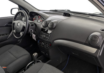 Подержанный автомобиль Ravon Nexia R3 2017 года (13 фото)