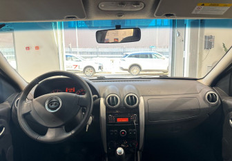 Подержанный автомобиль LADA (ВАЗ) Largus Wagon 2012 года (13 фото)