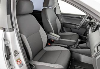 Подержанный автомобиль Skoda Rapid Liftback 2021 года (23 фото)