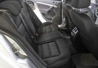 Подержанный автомобиль Skoda Octavia Liftback 2012 года (12 фото)