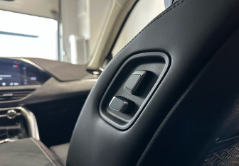 Подержанный автомобиль Geely Tugella 2021 года (21 фото)