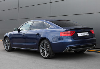 Подержанный автомобиль Audi A5 Liftback 2013 года (5 фото)