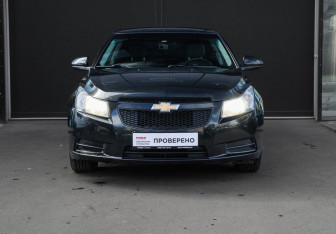 Подержанный автомобиль Chevrolet Cruze Hatchback 2012 года (2 фото)