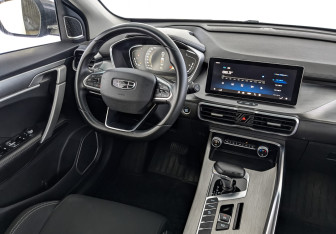 Подержанный автомобиль Geely Coolray 2023 года (29 фото)