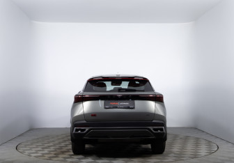 Подержанный автомобиль Omoda C5 2023 года (6 фото)