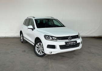 Подержанный автомобиль Volkswagen Touareg 2013 года (3 фото)