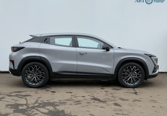 Подержанный автомобиль Changan UNI-T 2023 года (4 фото)