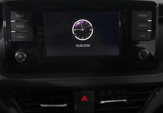 Подержанный автомобиль Skoda Rapid Liftback 2021 года (17 фото)