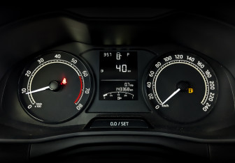Подержанный автомобиль Skoda Rapid Liftback 2021 года (13 фото)