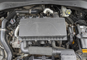 Подержанный автомобиль Москвич 3 2023 года (9 фото)