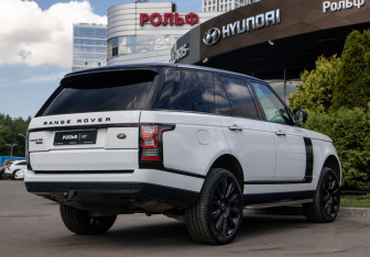 Подержанный автомобиль Land Rover Range Rover 2013 года (4 фото)
