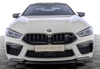 Подержанный автомобиль BMW M8 Sedan 2021 года (3 фото)