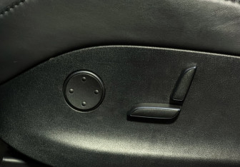 Подержанный автомобиль Tesla Model X 2019 года (15 фото)