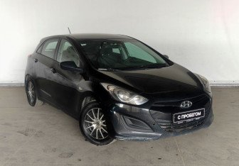 Подержанный автомобиль Hyundai i30 Hatchback 2012 года (3 фото)