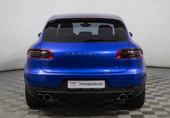 Подержанный автомобиль Porsche Macan 2016 года (6 фото)