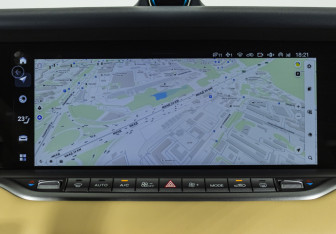 Подержанный автомобиль Voyah Free 2023 года (17 фото)