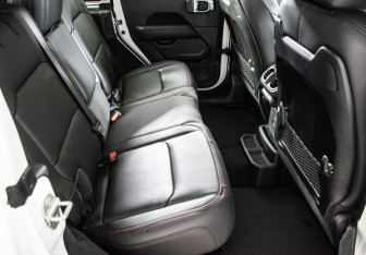 Новый Jeep Wrangler 2024 (12 фото)