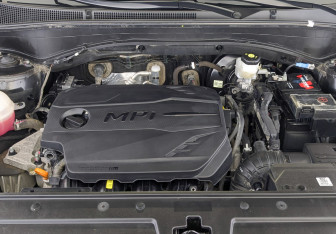 Подержанный автомобиль Hyundai Santa Fe 2022 года (9 фото)