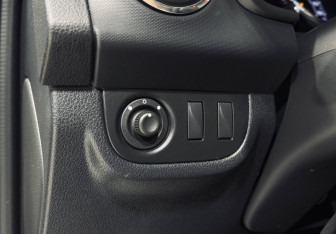 Подержанный автомобиль Renault Sandero 2020 года (16 фото)