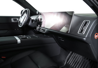 Подержанный автомобиль LiXiang L7 2023 года (11 фото)