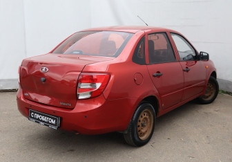 Подержанный автомобиль LADA (ВАЗ) Granta Sedan 2012 года (4 фото)