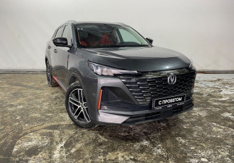 Подержанный автомобиль Changan CS55PLUS 2023 года (3 фото)