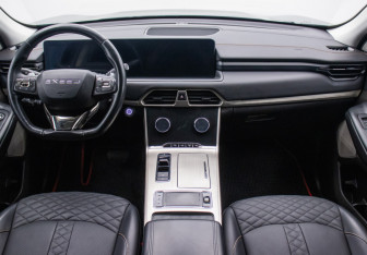 Подержанный автомобиль Exeed TXL 2021 года (13 фото)