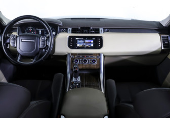 Подержанный автомобиль Land Rover Range Rover Sport 2015 года (13 фото)