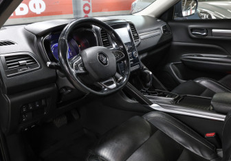 Подержанный автомобиль Renault Koleos 2017 года (15 фото)
