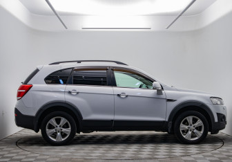 Подержанный автомобиль Chevrolet Captiva 2014 года (4 фото)