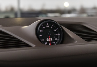 Подержанный автомобиль Porsche Cayenne 2019 года (19 фото)