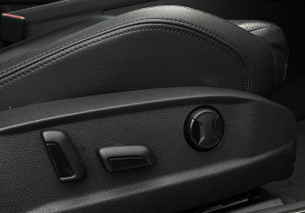 Подержанный автомобиль Volkswagen Passat Wagon 2018 года (26 фото)