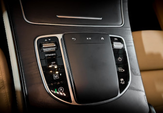 Подержанный автомобиль Mercedes-Benz GLC Coupe 2019 года (27 фото)