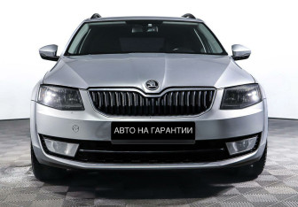 Подержанный автомобиль Skoda Octavia Wagon 2014 года (2 фото)