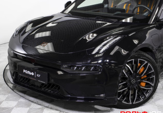 Подержанный автомобиль Zeekr 001 2023 года (24 фото)