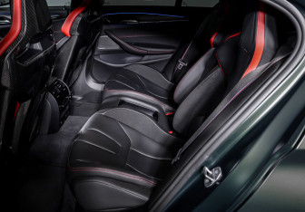 Подержанный автомобиль BMW M5 Sedan 2021 года (10 фото)