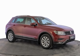 Подержанный автомобиль Volkswagen Tiguan 2017 года (3 фото)