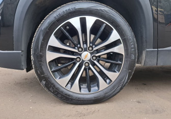 Подержанный автомобиль Chevrolet Captiva 2022 года (9 фото)