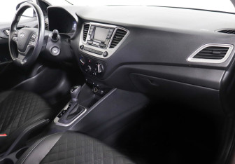 Подержанный автомобиль Hyundai Solaris Sedan 2019 года (5 фото)